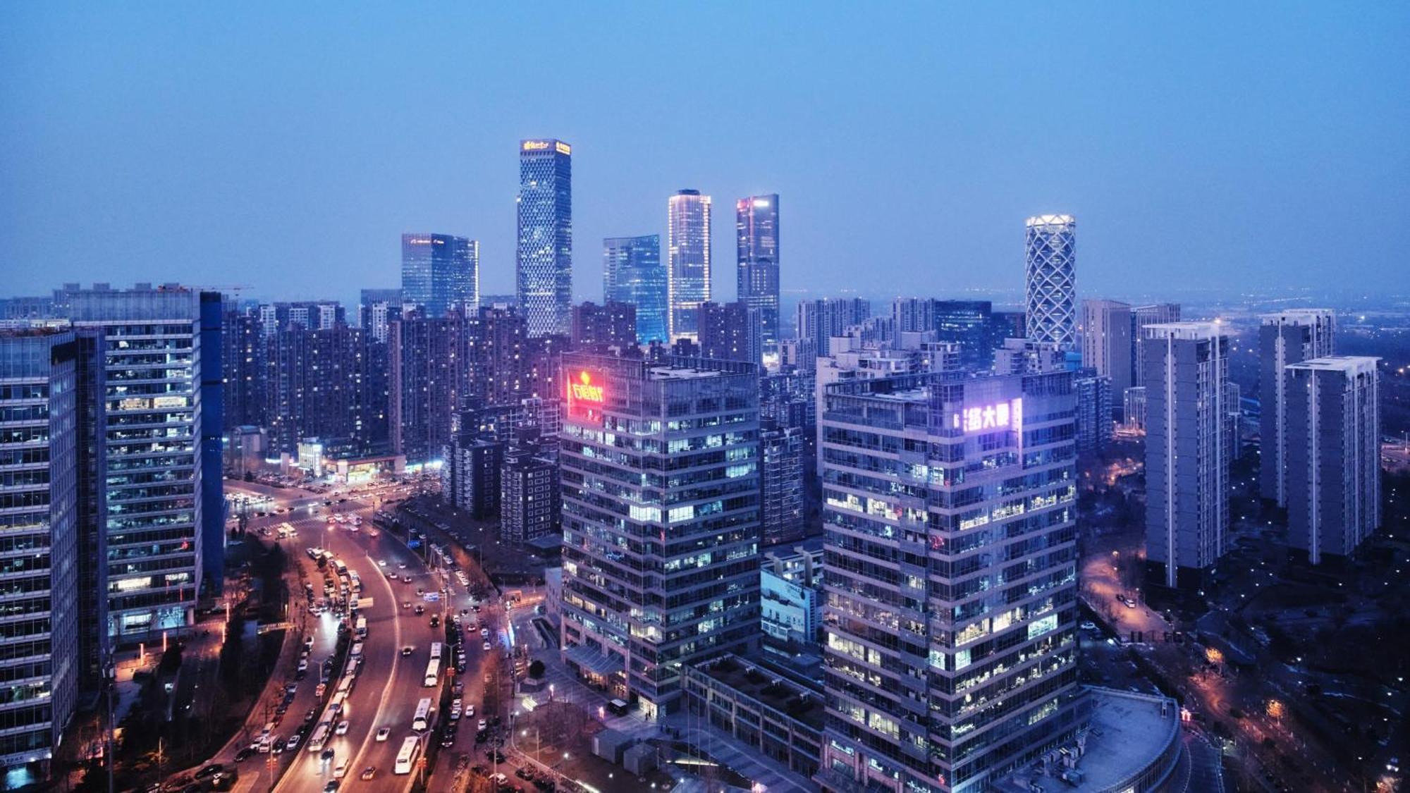 Holiday Inn Beijing Focus Square By Ihg Bagian luar foto