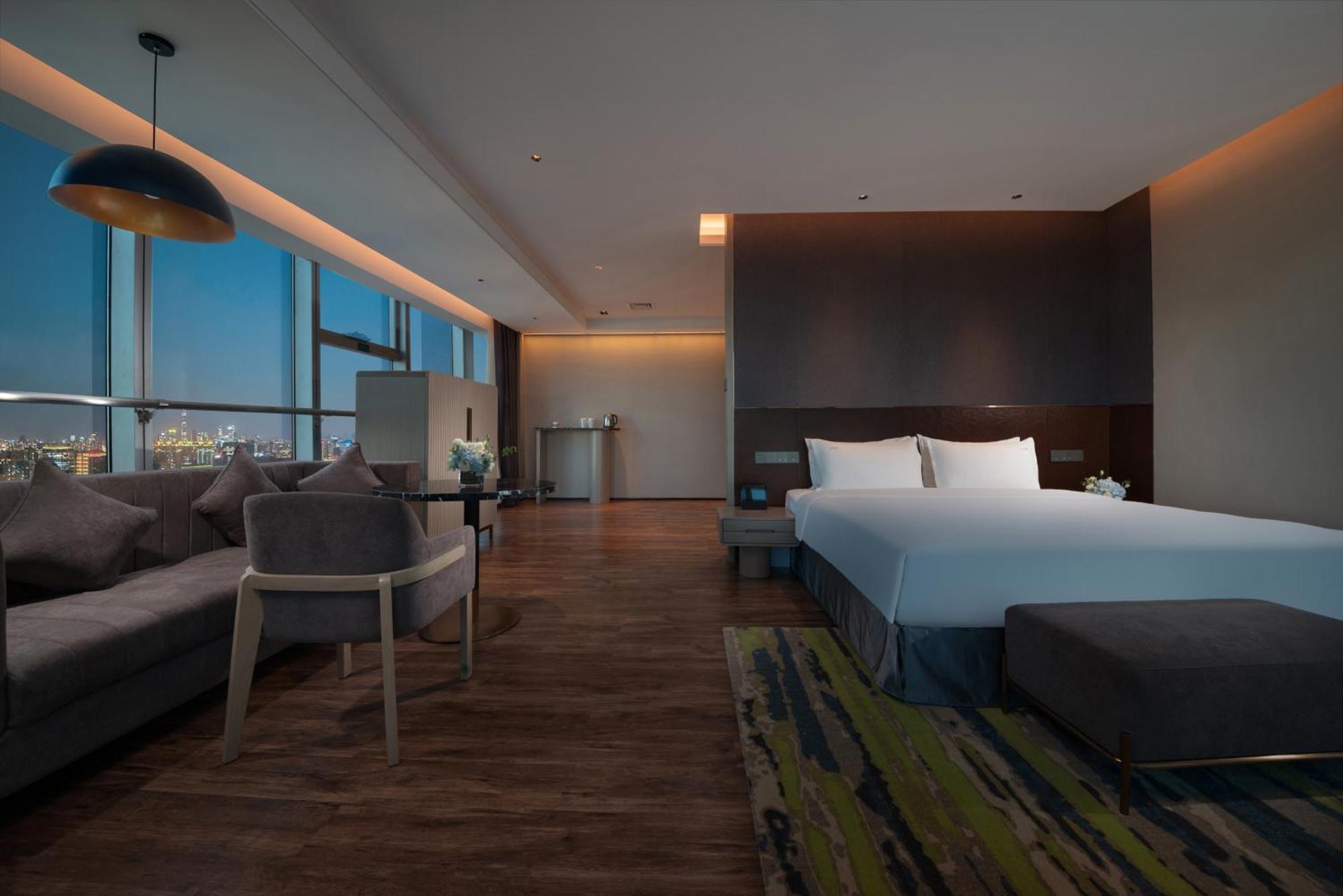 Holiday Inn Beijing Focus Square By Ihg Bagian luar foto